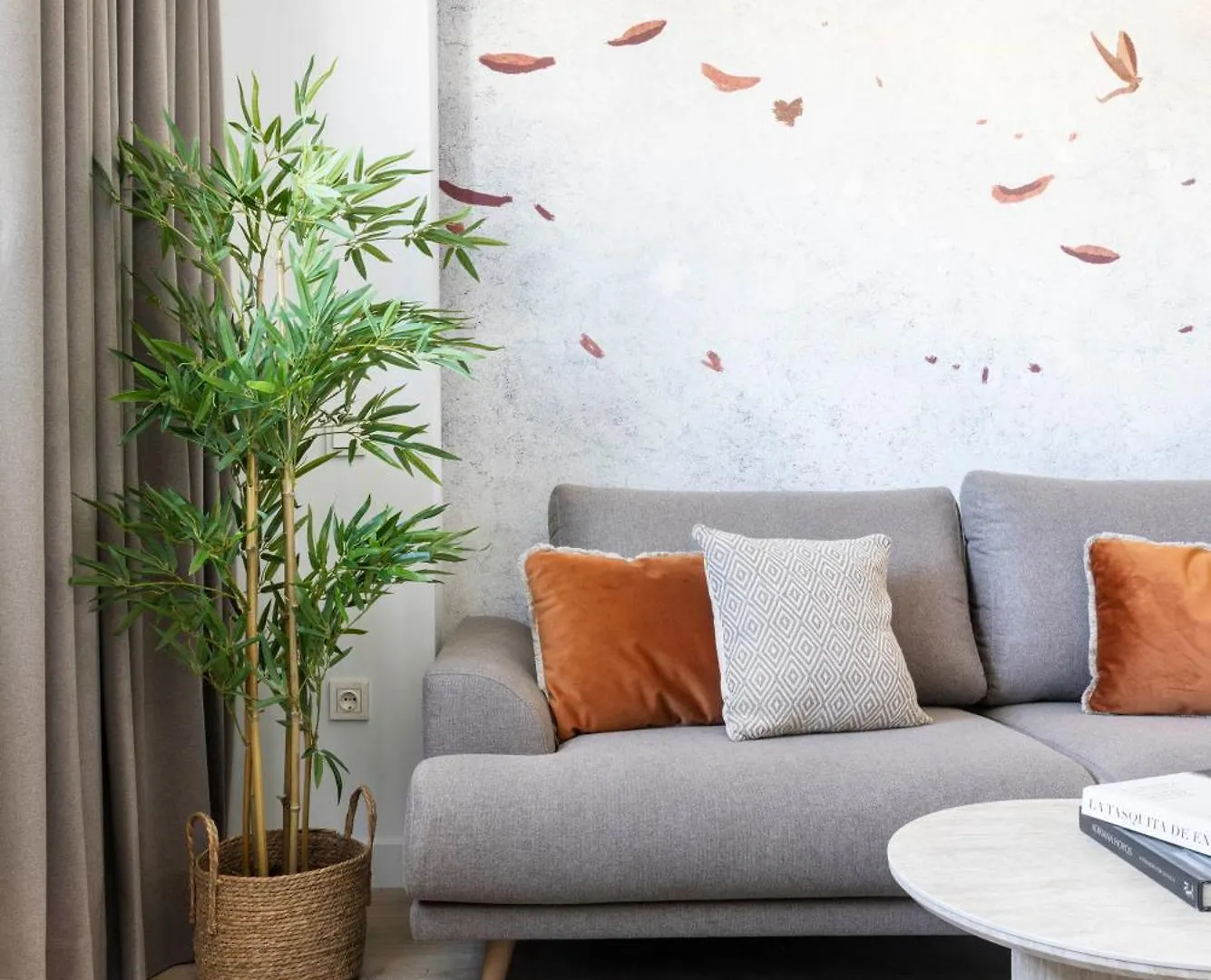 Aq 21 Floor 3 Bed Apartment Malaga