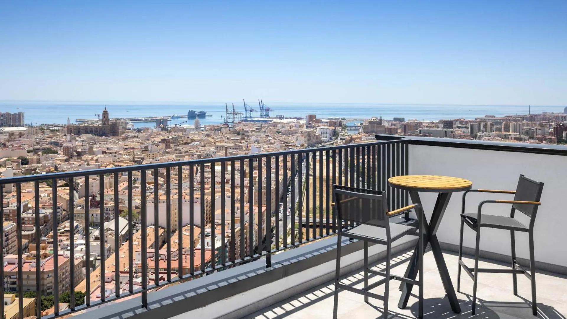 Aq 21 Floor 3 Bed Apartment Malaga 0*,